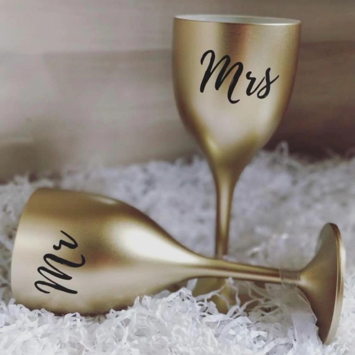 Mr & Mrs Gold Wine Glasses