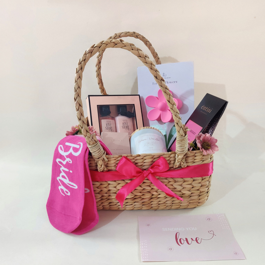 Luxurious Bride-To-Be hamper