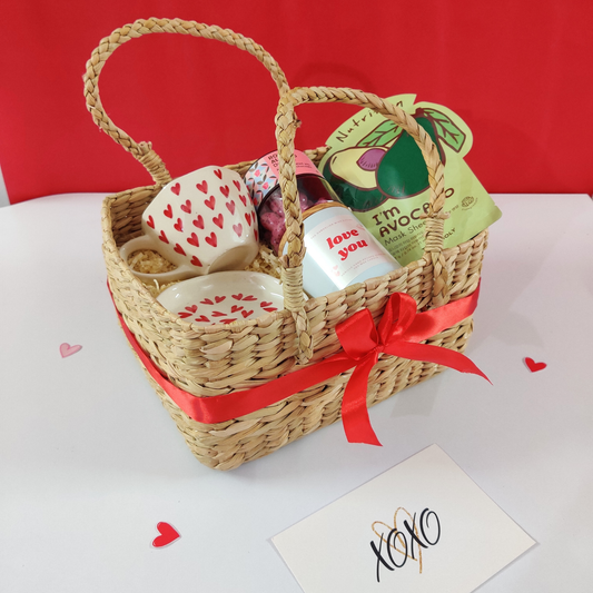 The Cozy Love Basket